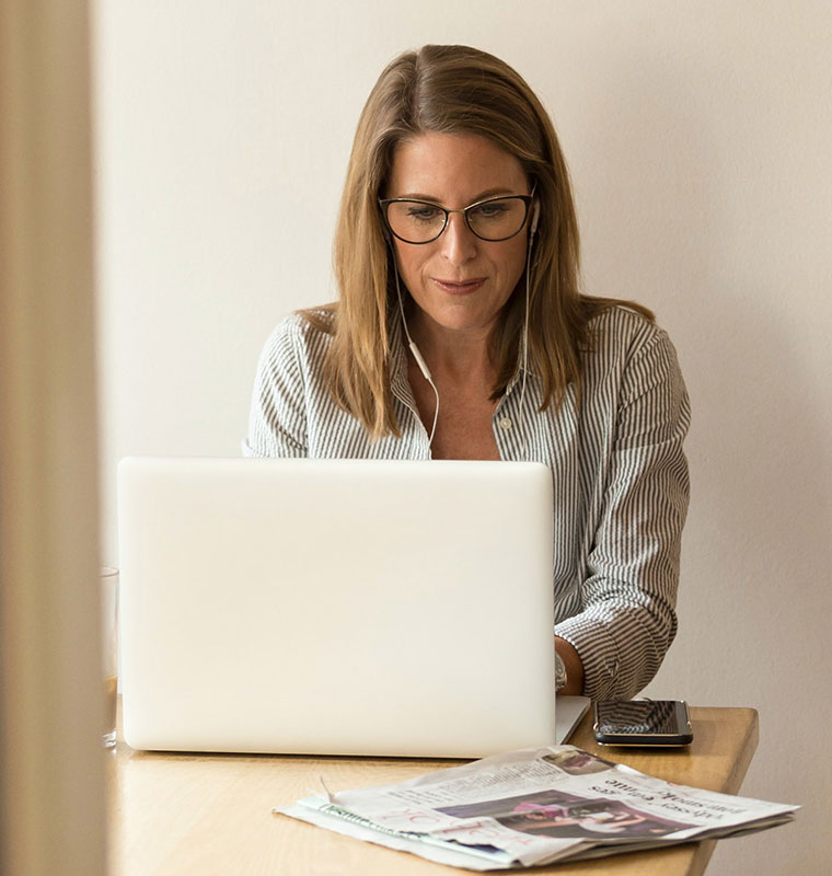 executive lady on laptop